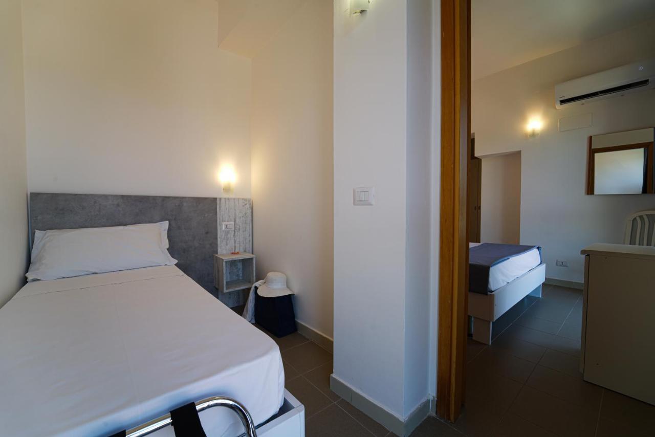 Hotel Rivabella Davoli Eksteriør bilde